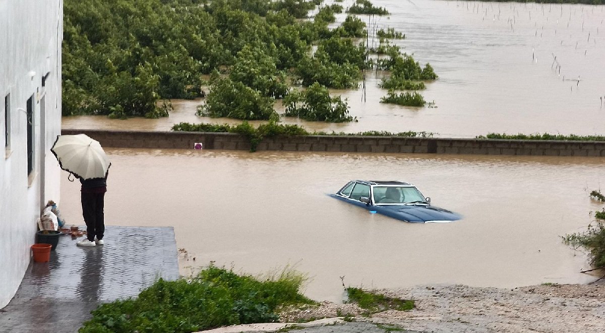 Inundación Andalucía: una mujer cayó al río Turvilla