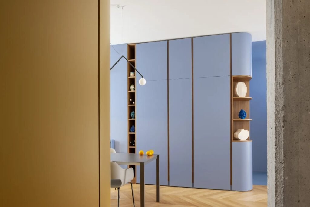 Ideas para departamento pequeño con diseño contemporáneo fluido